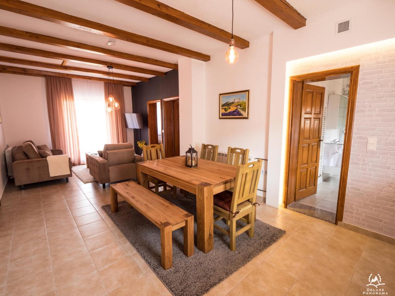 Bergkranc Hotel & Resort パレ エクステリア 写真