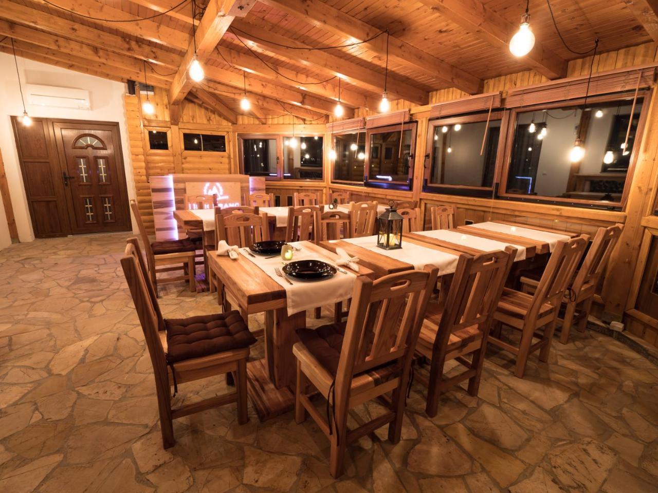 Bergkranc Hotel & Resort パレ エクステリア 写真