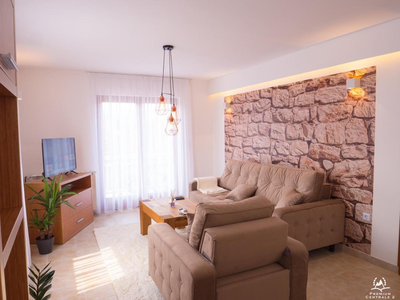 Bergkranc Hotel & Resort パレ エクステリア 写真