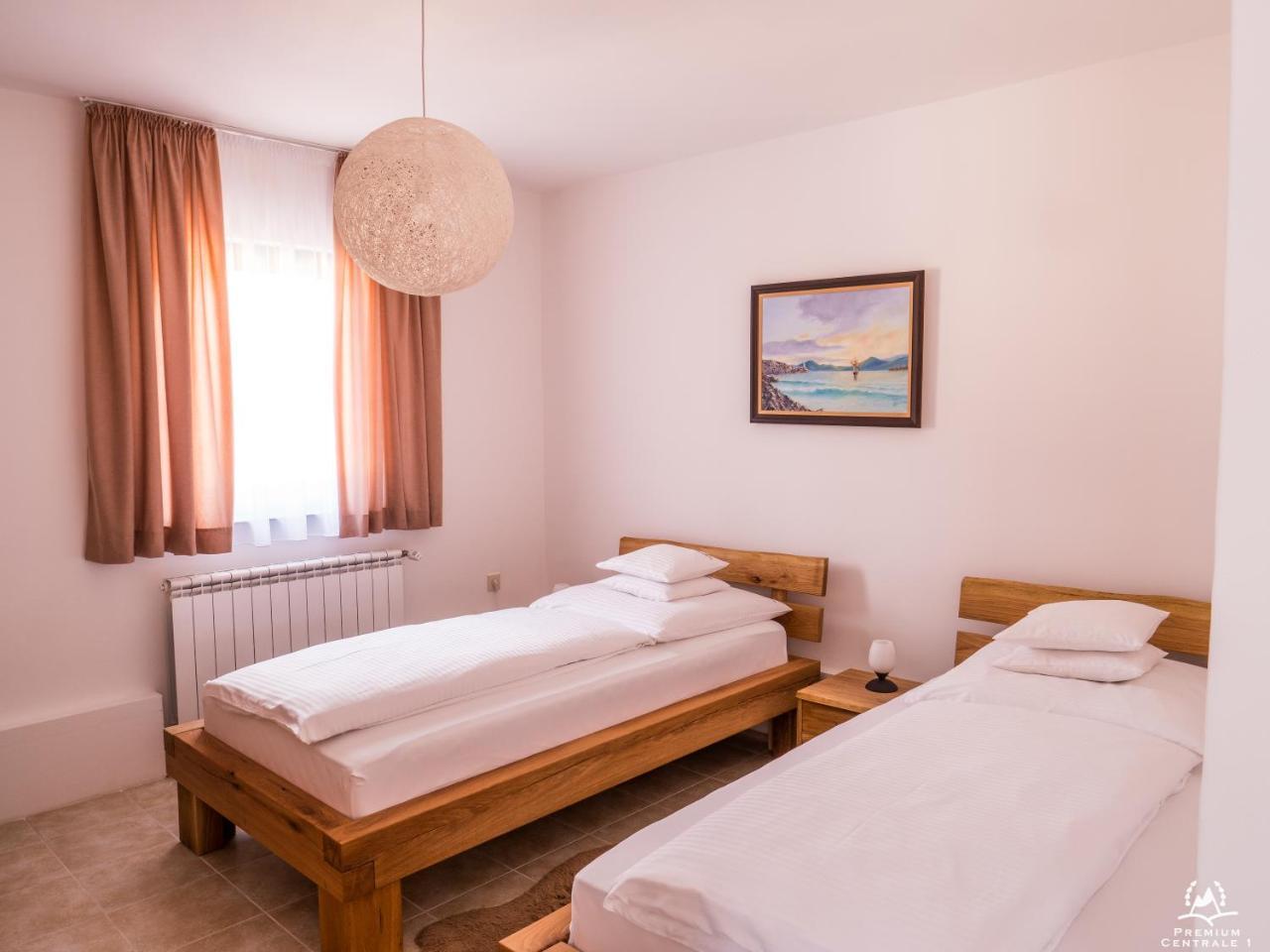 Bergkranc Hotel & Resort パレ エクステリア 写真